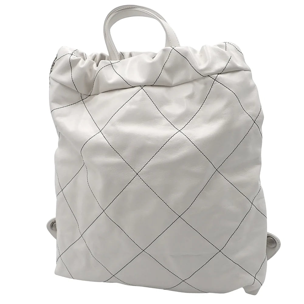 シャネル22 ラージバックパック レザー ホワイト ブラック AS3313