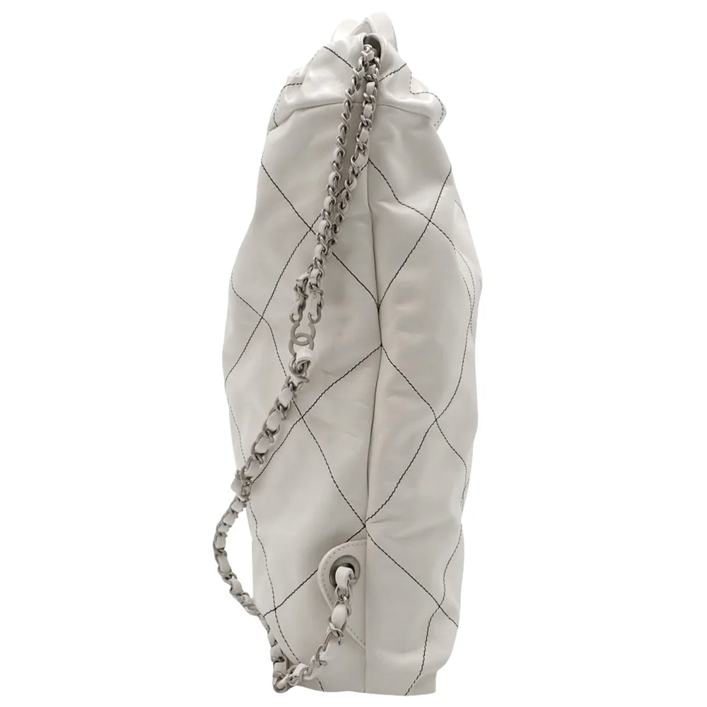 シャネル22 ラージバックパック レザー ホワイト ブラック AS3313