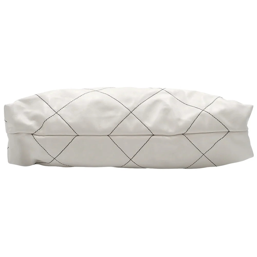 シャネル22 ラージバックパック レザー ホワイト ブラック AS3313