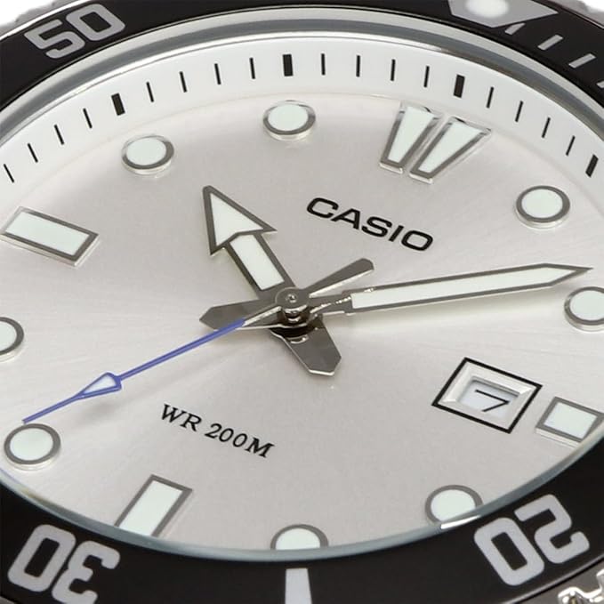 [カシオ] CASIO スタンダード アナログ スポーツ 20気圧防水 腕時計 MDV-107D-7AV メンズ シルバーダイアル メタルバンド 海外モデル [並行輸入品]