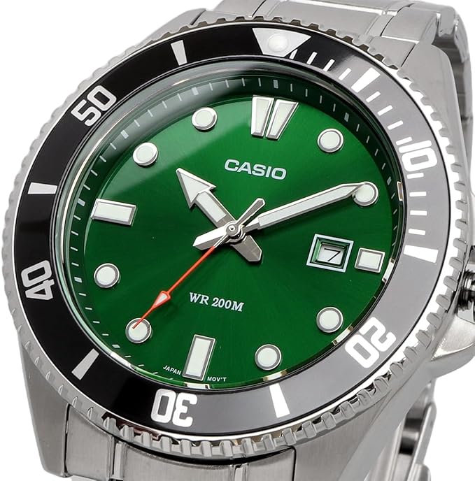 [カシオ] CASIO スタンダード アナログ スポーツ 20気圧防水 腕時計 MDV-107D-3A2V メンズ グリーンダイアル メタルバンド 海外モデル [並行輸入品]